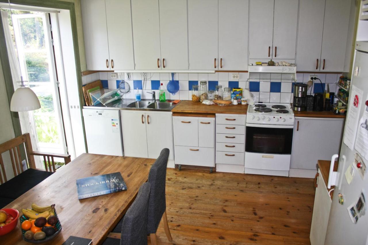 Bed&Breakfast In Nature 12 Min From City Free Bikes Stockholm Exterior photo